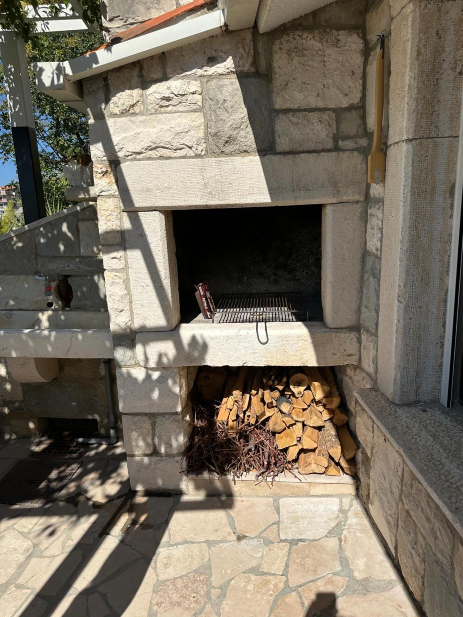 Romantic Stone- Studio Apartman オミシュ エクステリア 写真
